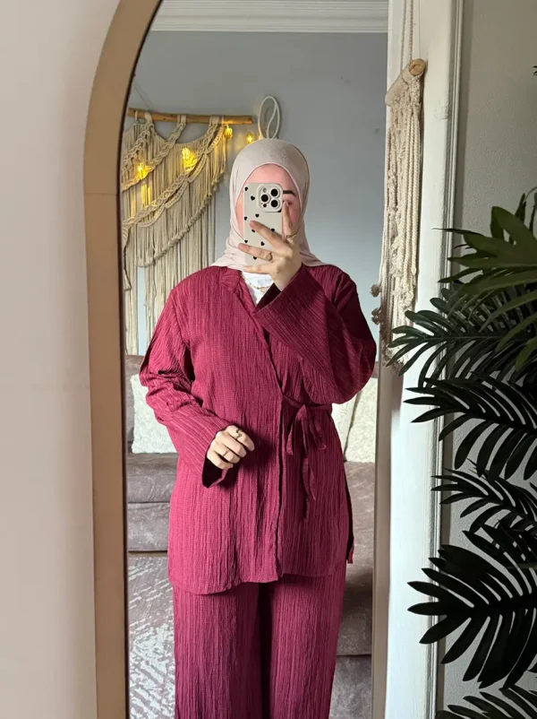 burghandy Casual summer suit close shot Freska Summer Suit