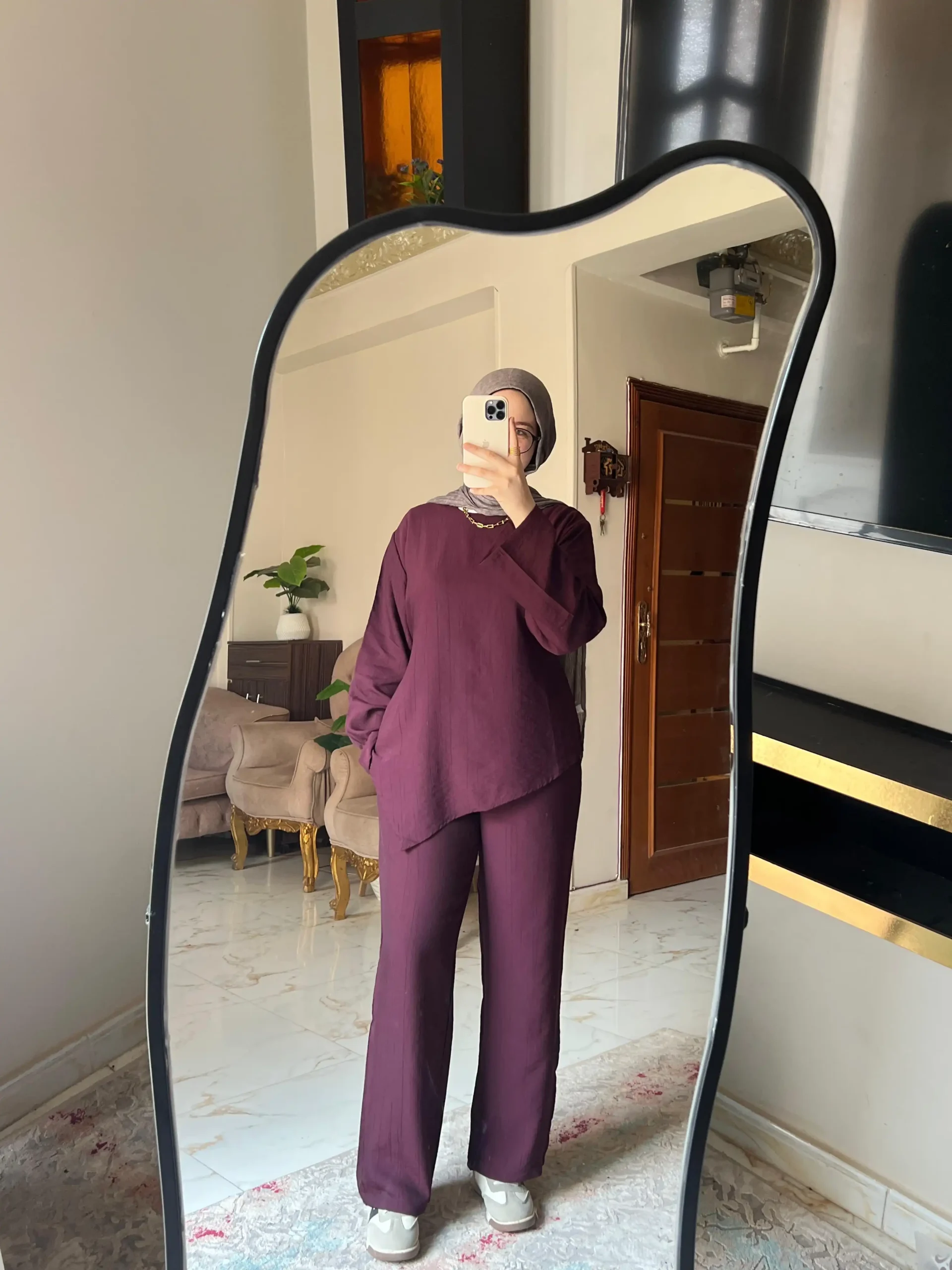 Sway suit